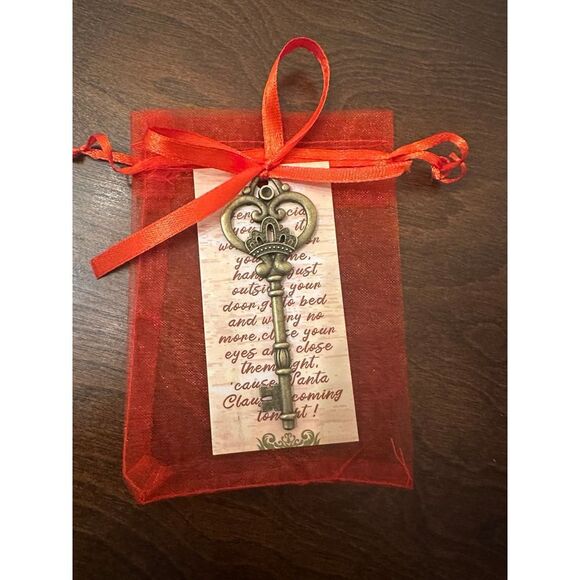 Santa's Magic Key - Picture 3 of 7